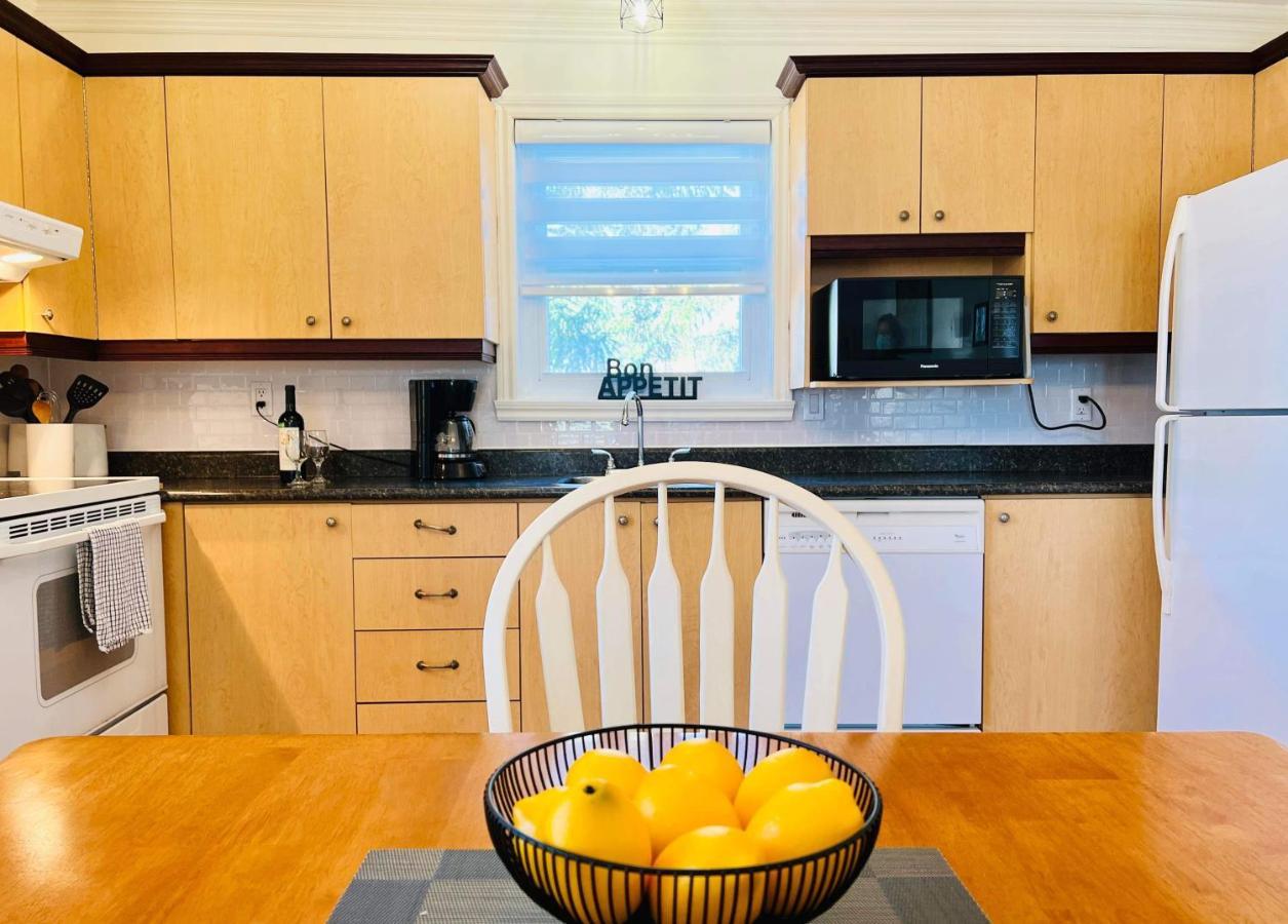 Superbe Condo Plage-Memphremagog Εξωτερικό φωτογραφία