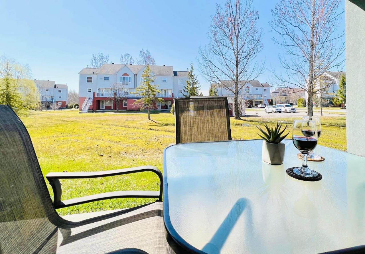 Superbe Condo Plage-Memphremagog Εξωτερικό φωτογραφία