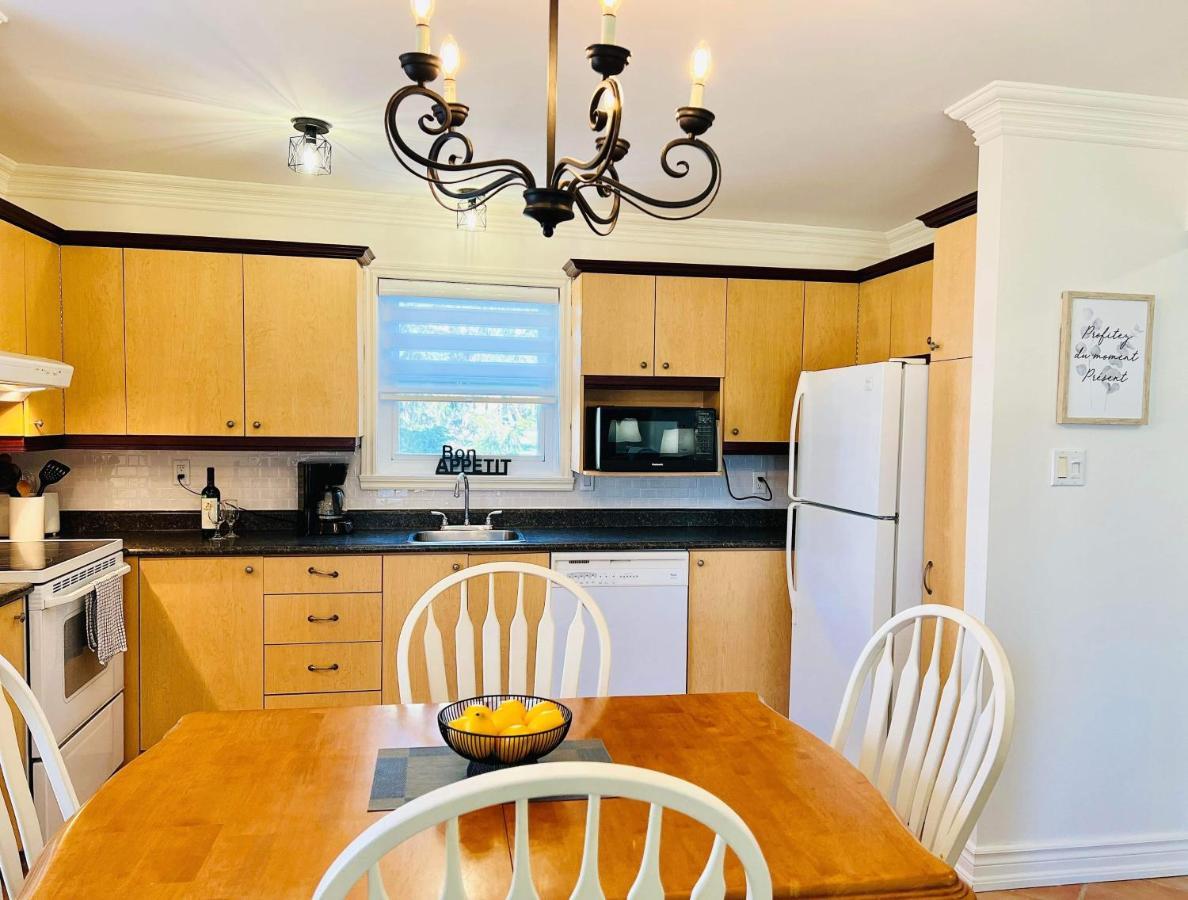 Superbe Condo Plage-Memphremagog Εξωτερικό φωτογραφία